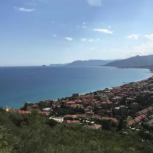 Appartamento Casa Indipendente Su Due Livelli In Liguria-vista Mare 6-7 Posti, Magliolo